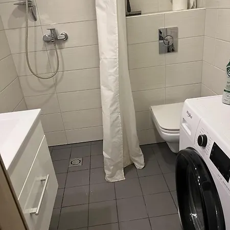 Aisa Studio Apartment
